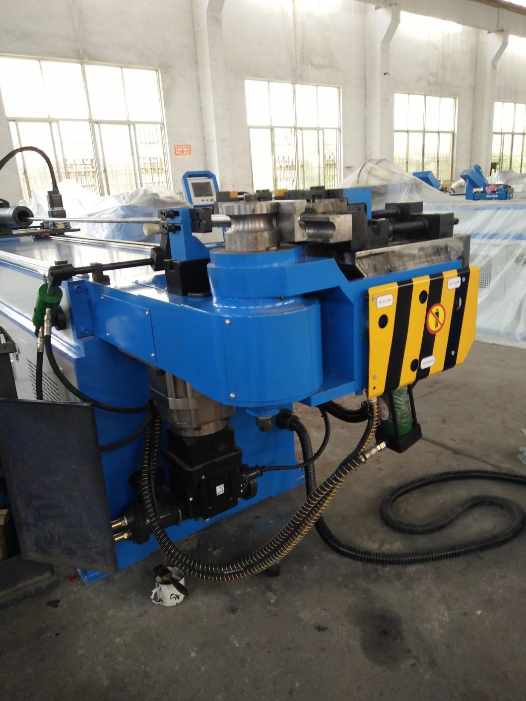 2020 New Design Full-Auto Numerical Control Single-Head Pipe Bending Machine