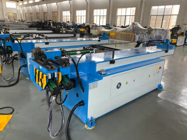 pipe bending machine