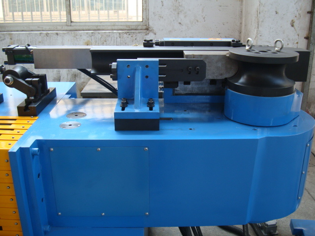 Hydraulic Control Pipe Bender Machinery (GM-SB-89NCB)